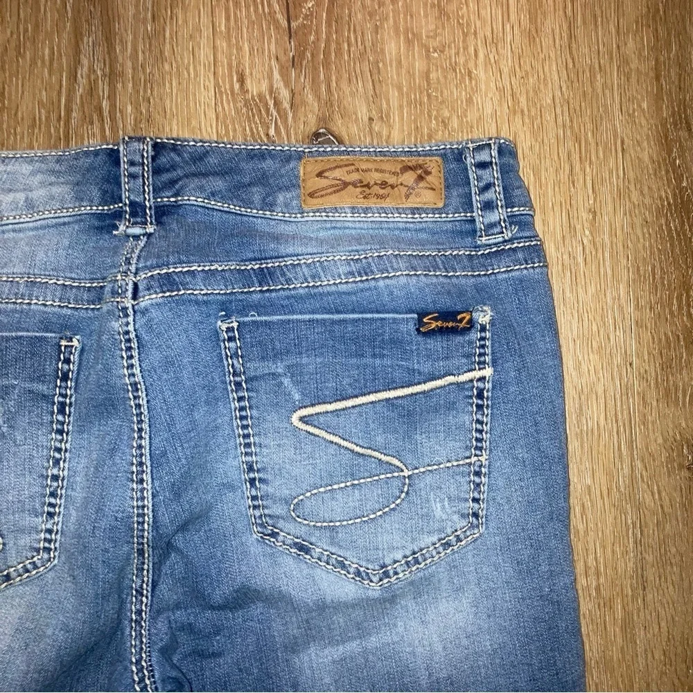 Women's Seven7 Est 1964 Distressed Blue Denim Slim Straight Jeans Size 31 | Y2K